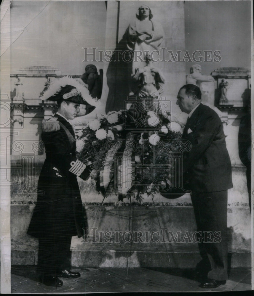 1951 Press Photo Christopher Columbus Memorial - Historic Images