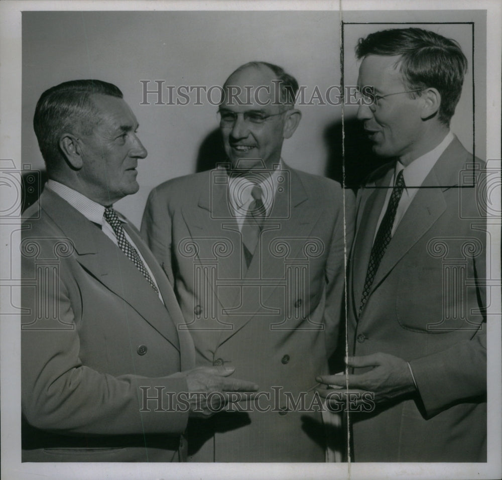 1947 Press Photo Fred Colvig - RRU48579 - Historic Images