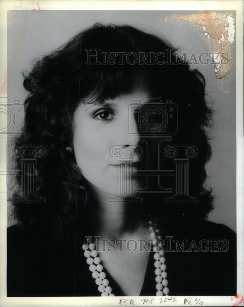 1979, Singer Rachel Faro Publicity Shot - RRU48687 - Historic Images