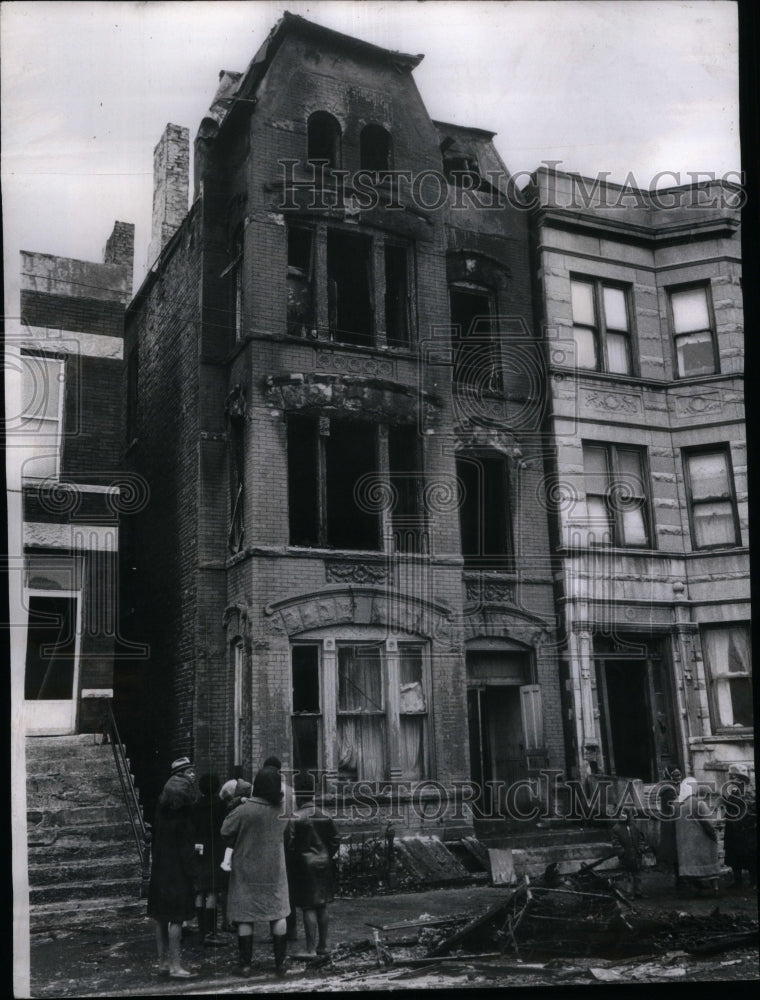 1968 1739 W. Washburne Fire Kills 4 - Historic Images