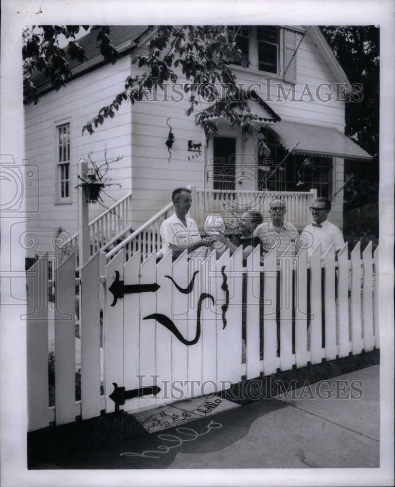 1960 Press Photo Foster Park Neighborhood Home Of Month - Historic Images