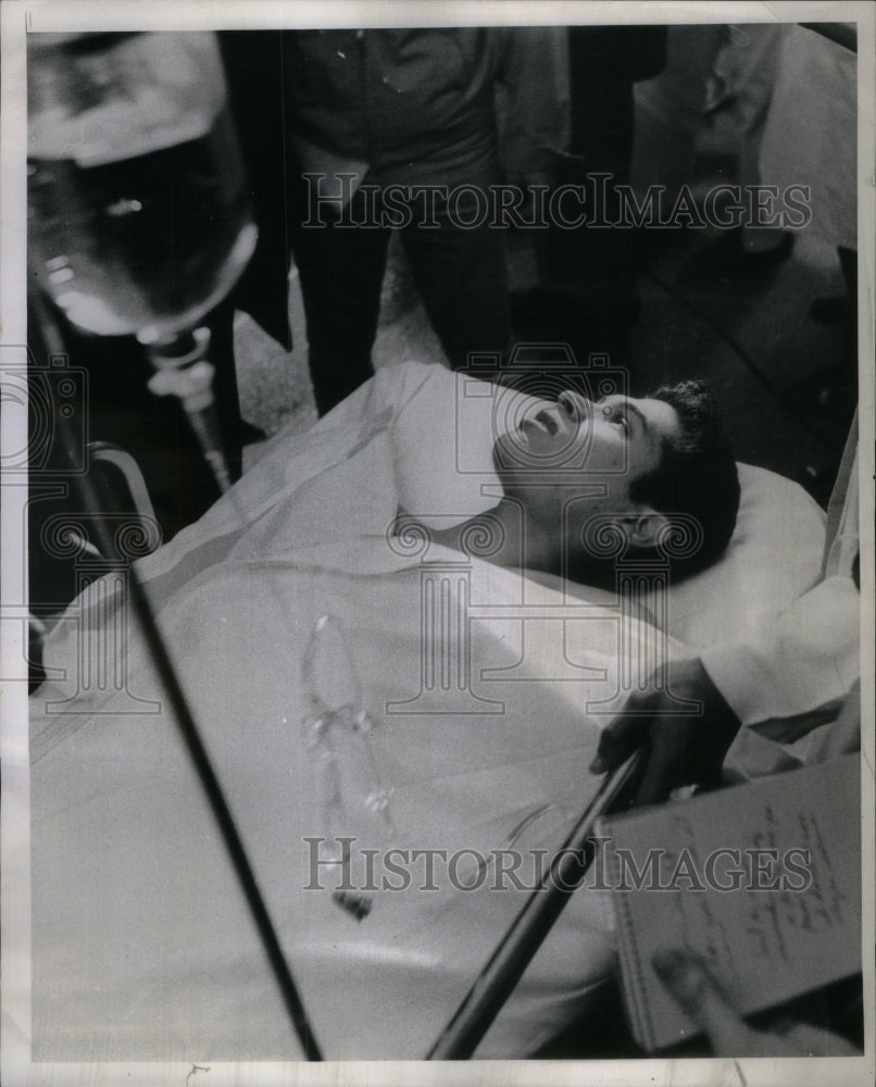 1968 Press Photo Ronald Bustanande,shot on a CTA bus - RRU49169 - Historic Images