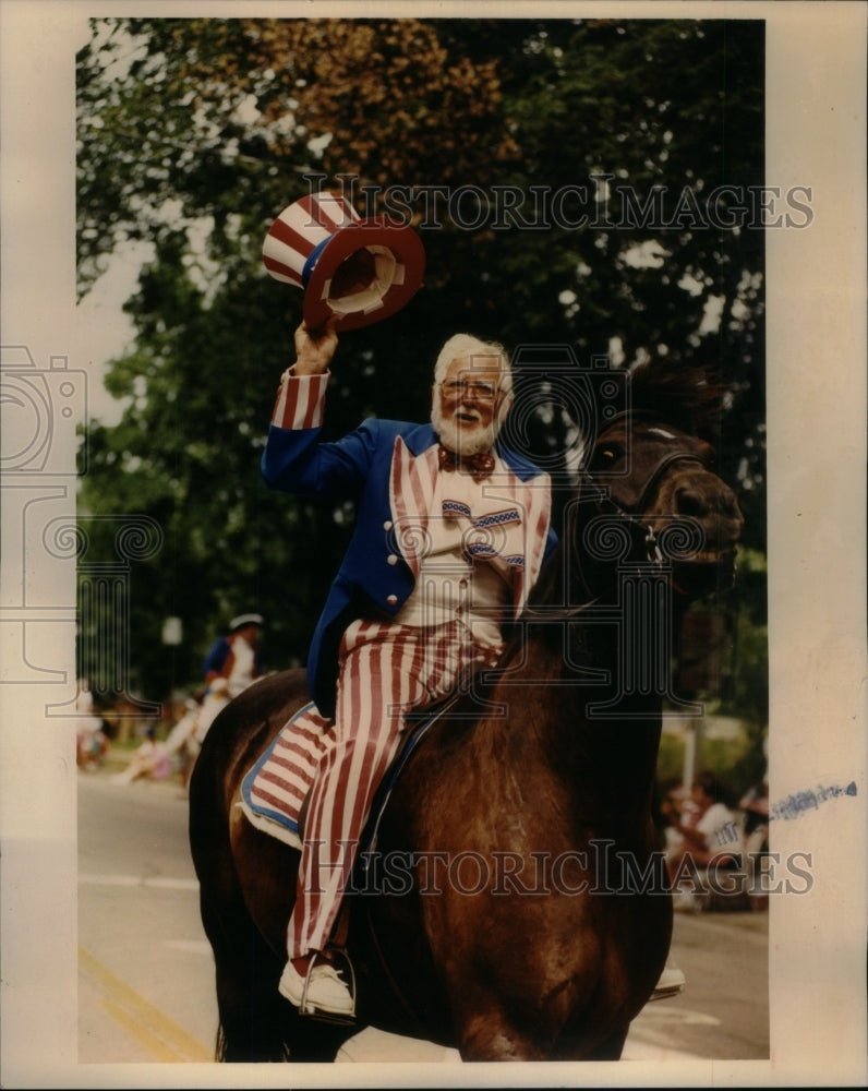 1991 Ben Kalaway/Uncle Sam/4th July Parade - Historic Images