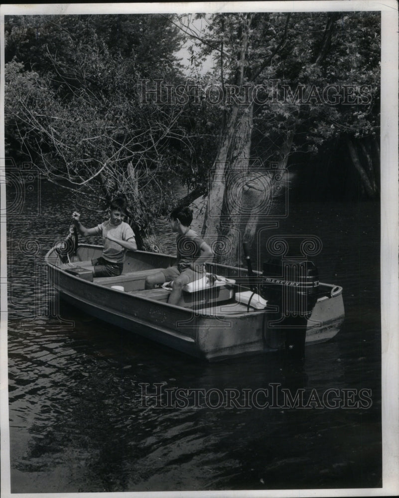 1972, Kids Fishing From Boat Full Stringer - RRU49849 - Historic Images