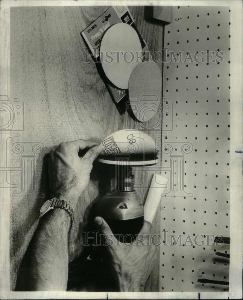 1978 Press Photo Power Tool Automatic Sander Disks - RRU50113 - Historic Images