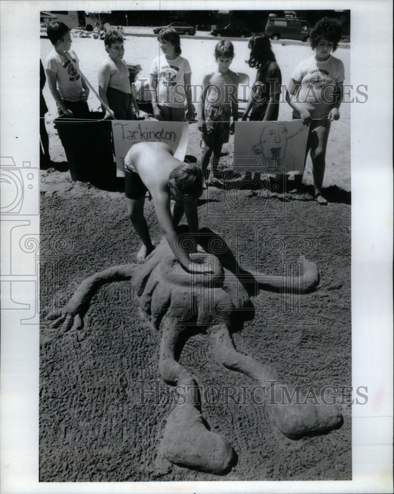 1988 South Shore Beach Sand Contest - Historic Images