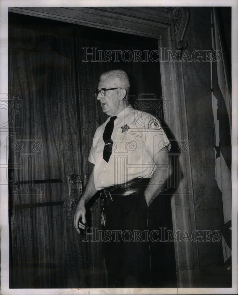 1962 Press Photo Demonstrators/Police/Mayor Daley/Ill. - RRU50549 - Historic Images