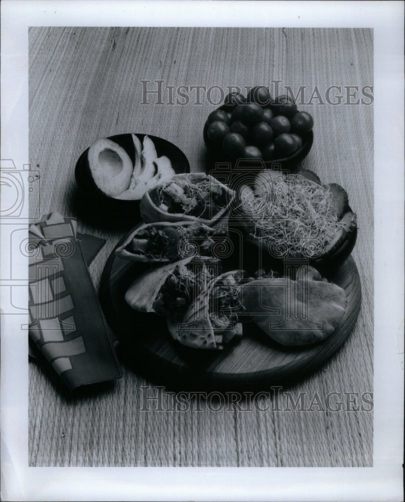 Press Photo Sandwishes Food Tomatoes Fruits - RRU50875 - Historic Images