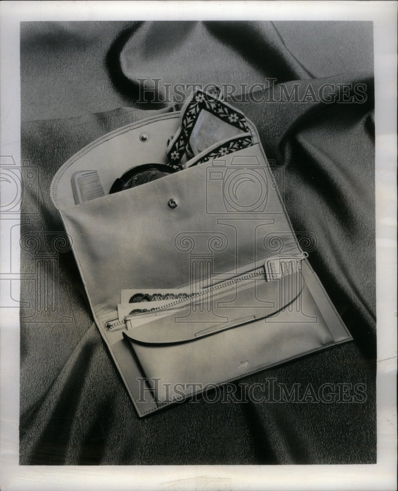 1957, Leather Purses Boodle Bag Spring Color - RRU51113 - Historic Images