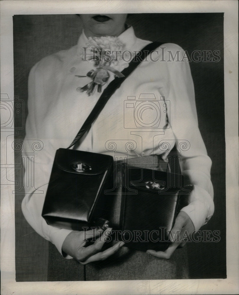 1950 Twin Handbag Costumes Strap Skin Color - Historic Images