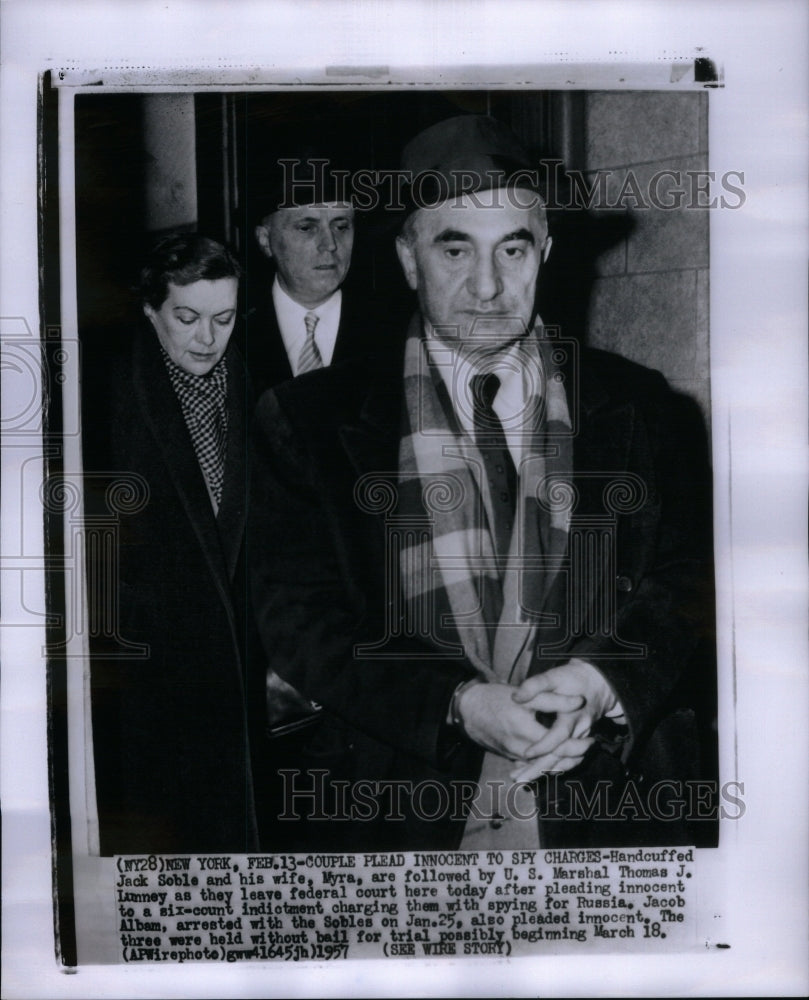 1957 Press Photo Jack Soble Wife Myra Court Lunney Six - RRU51553 - Historic Images