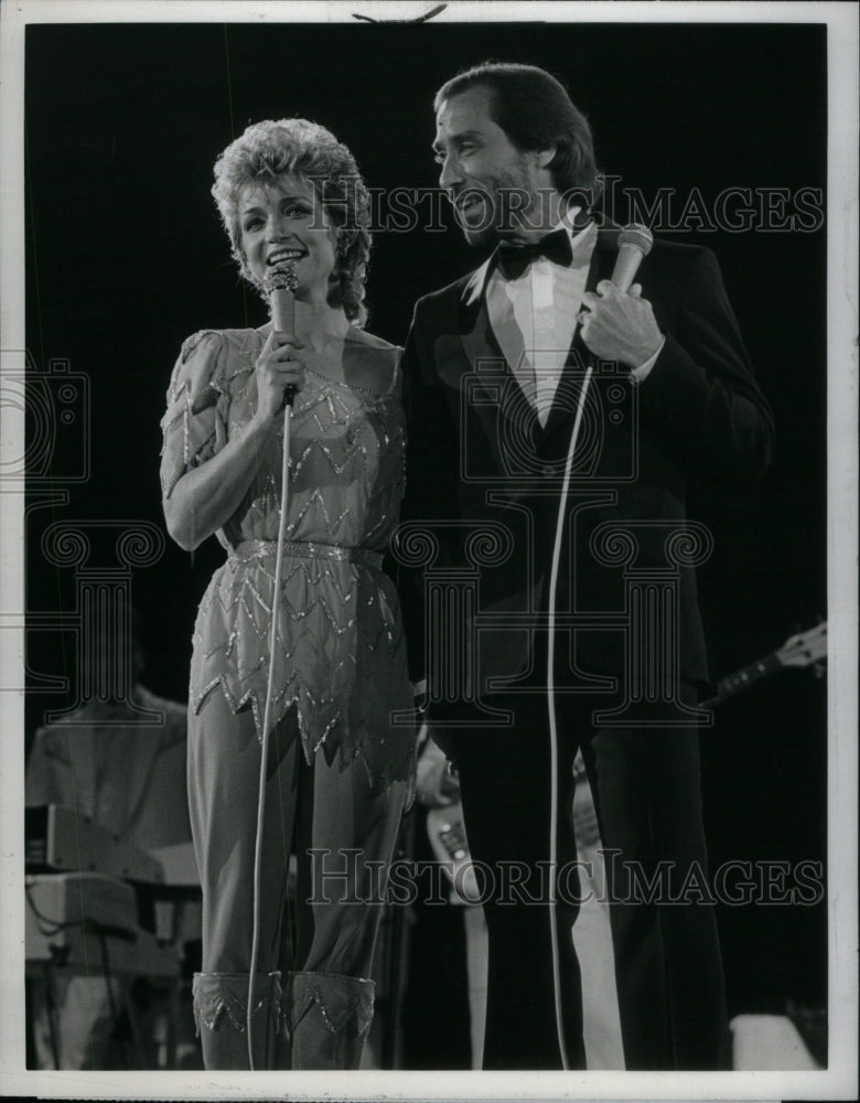 1985 Barbara Mandrell American Singer Music - Historic Images