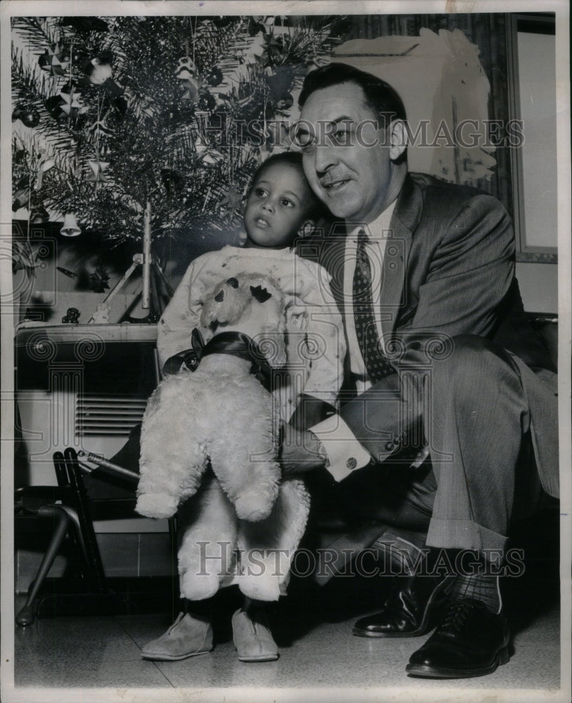 1962 Press Photo Frank Brady Old News Boys Gregory Hall - RRU51721 - Historic Images