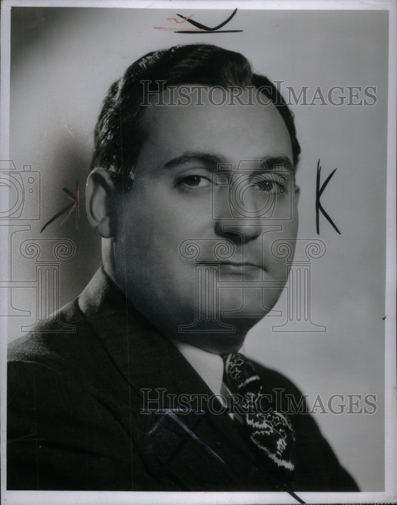 1953, Richard Tucker Singer Orchestra NBC - RRU52977 - Historic Images