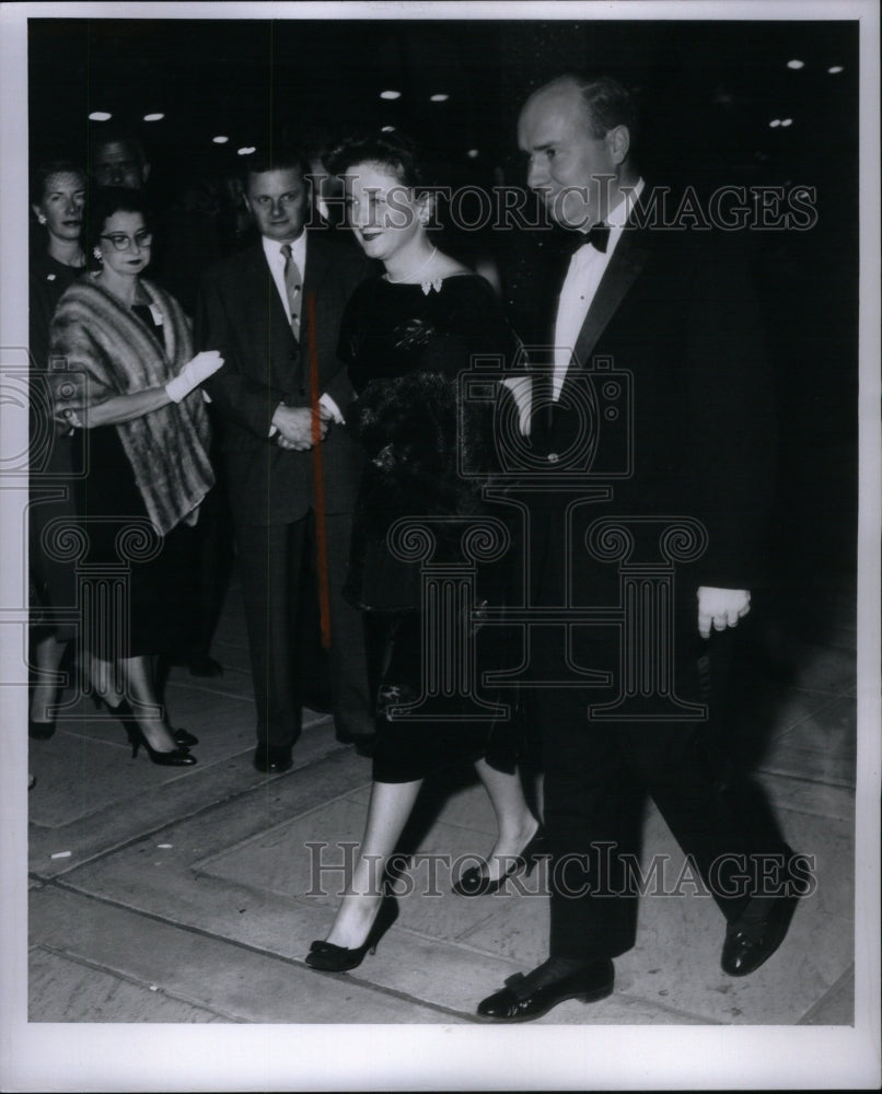 1958 Press Photo Mr. and Mrs. John Ford III - RRU53547 - Historic Images