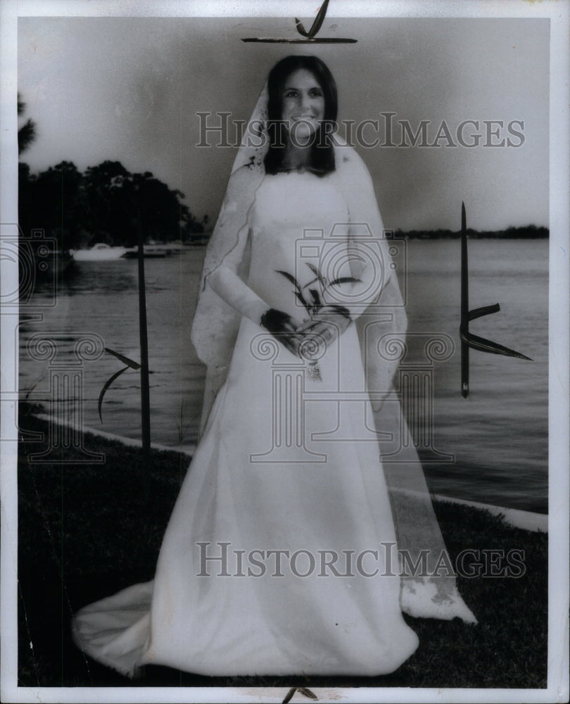 1974, Mrs Edsel Bryant Ford II Cynthia Layne - RRU53685 - Historic Images