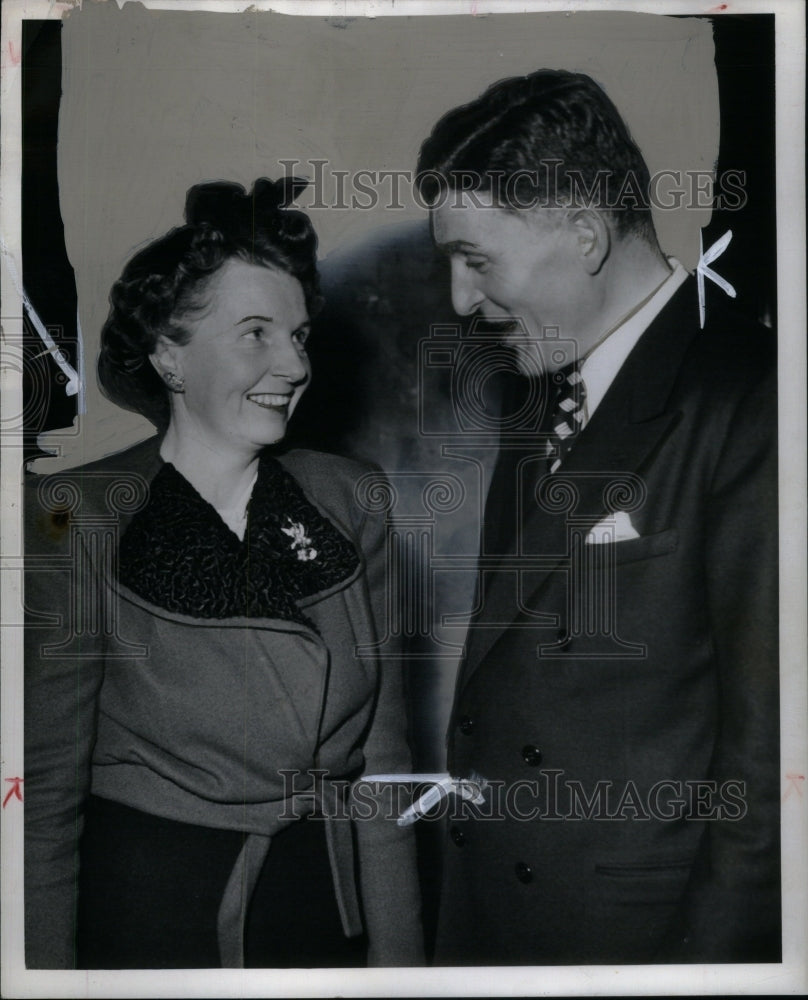 1944 Press Photo MRS FREDERICK F. FORD FRANK ESLEY - Historic Images