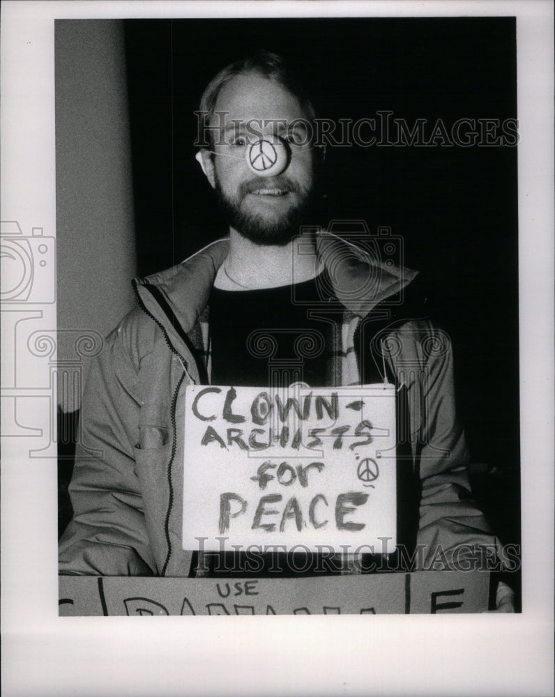 1991 Drew Richardson Rally Peace Washington - Historic Images