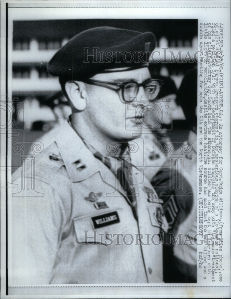 1969 Press Photo Attorney Special Forces National Army - Historic Images