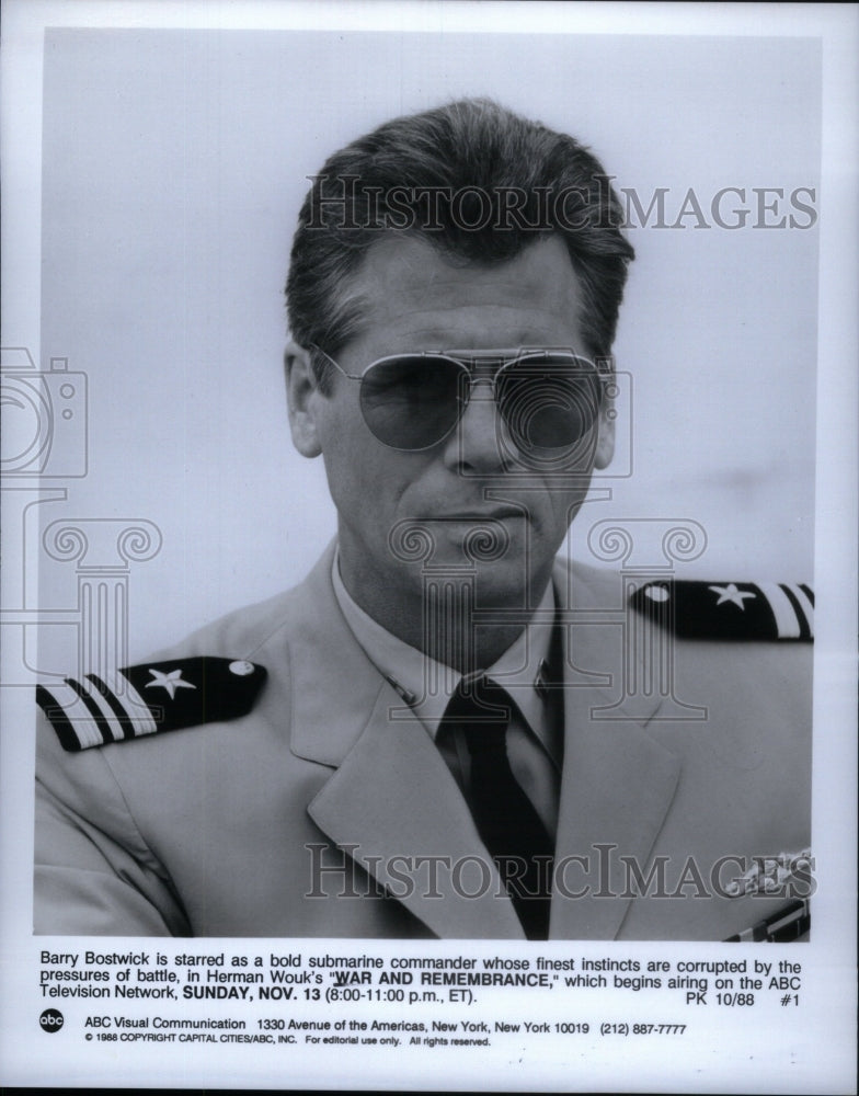 Press Photo Barry Bostwick War Remembrance submarine - RRU54811 - Historic Images