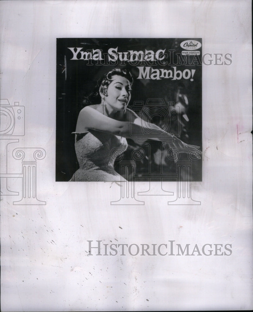 1955 Press Photo Yma Sumac Peruvian Soprano Singer Span - Historic Images