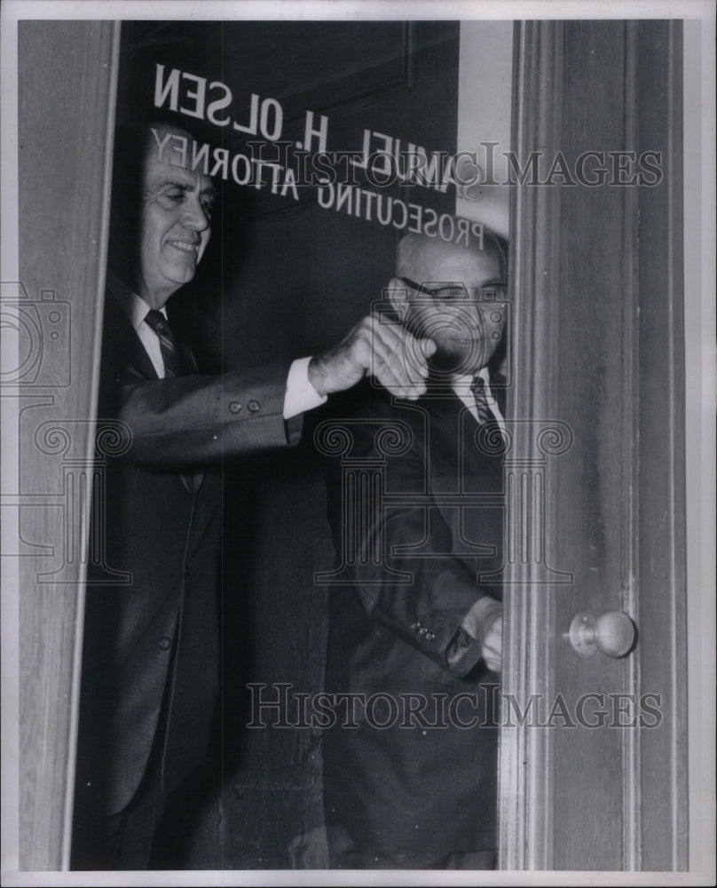 1962 Press Photo Glenn Richards Samuel Gentile Picture - RRU55151 - Historic Images