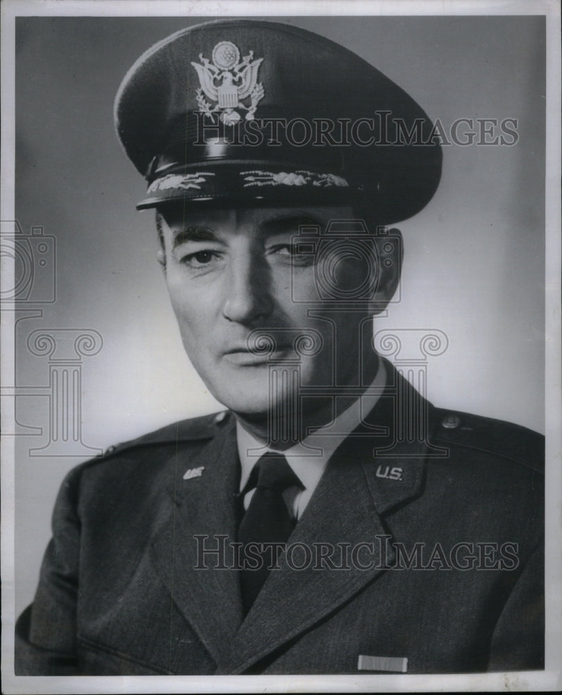 1959 Press Photo Col Richardson Head Reserve Officer - Historic Images