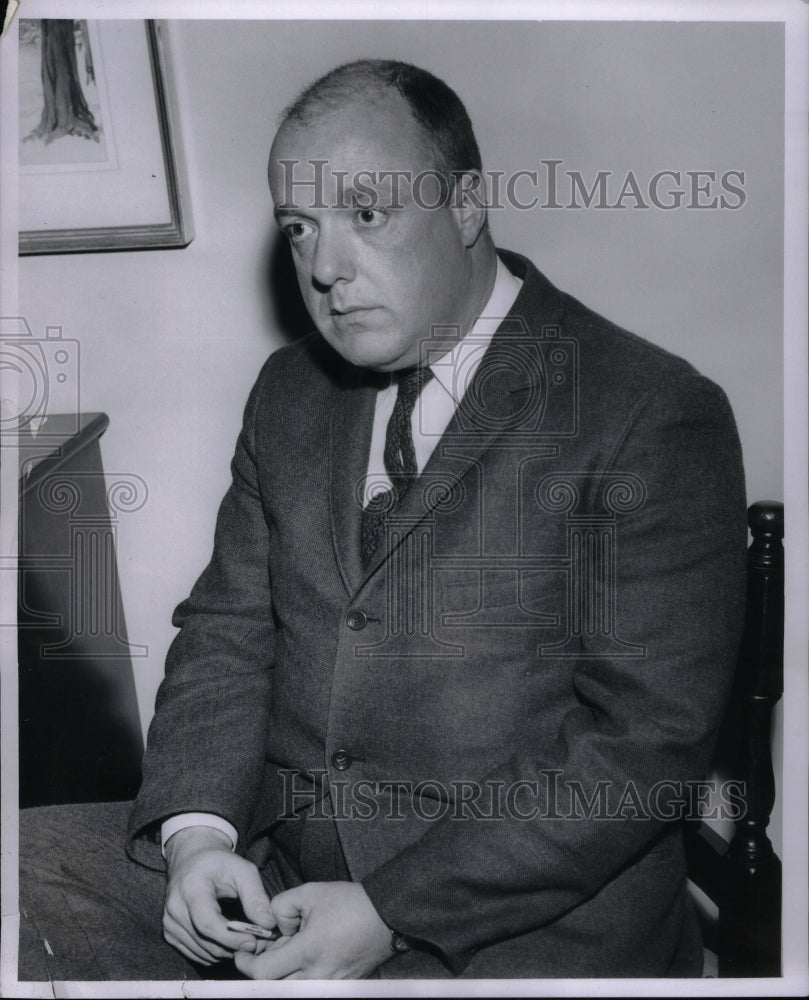 1959 Press Photo DrRichard Pediatrician Harper Hospital - RRU55471 - Historic Images