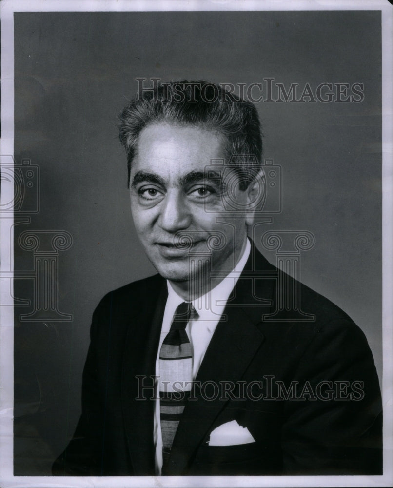 1962 Press Photo Architect Suren Pilafian - Historic Images