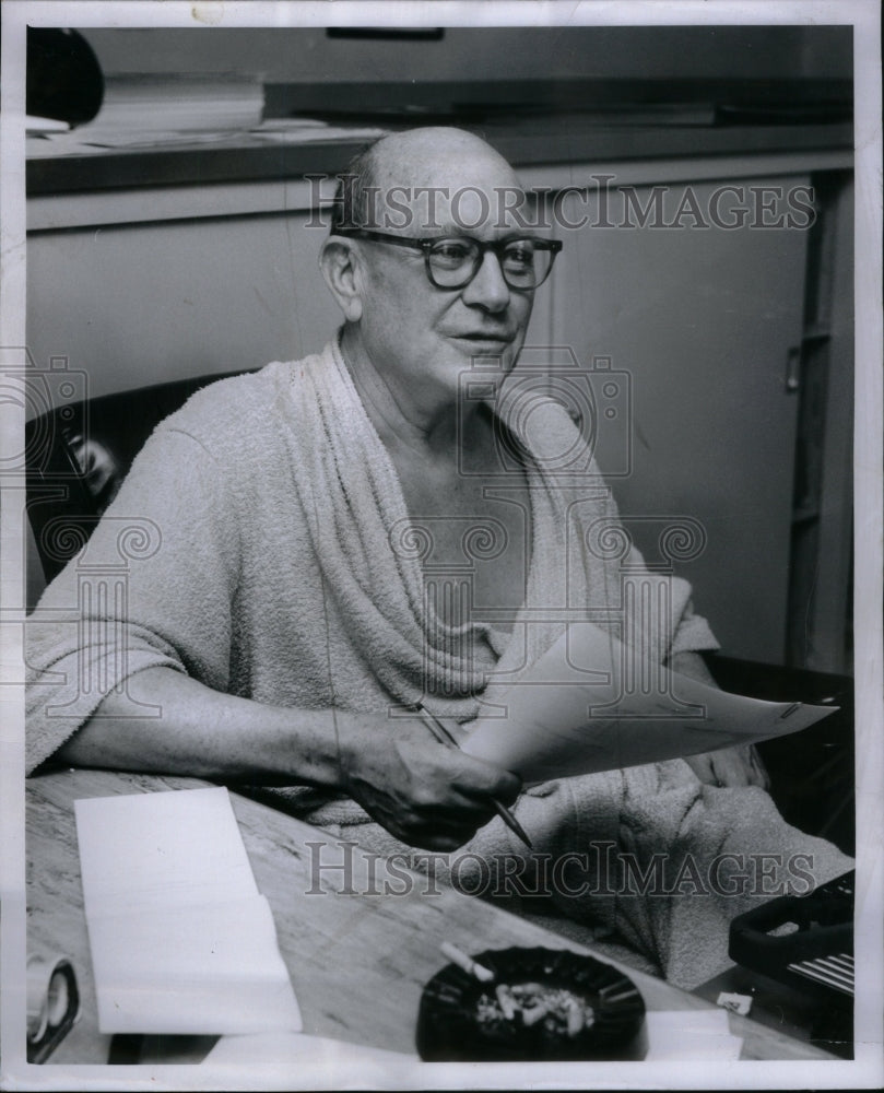 1960 Press Photo Clarence Pinkston swim coach - Historic Images