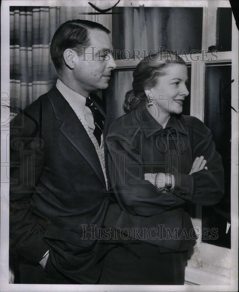 1964 Press Photo Joan Fontaine (Actress) - Historic Images