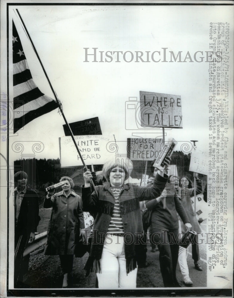 1971 Press Photo Karen Andrus Housewives Washington - Historic Images