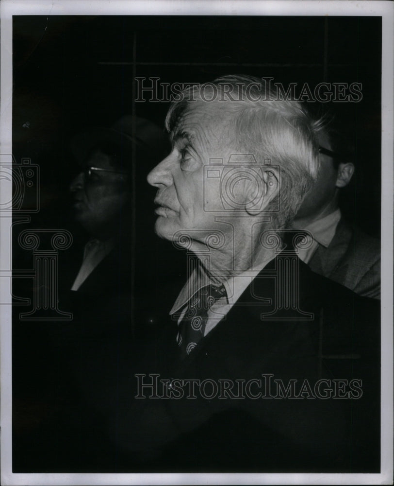 1948 Press Photo Older Boxing Fan Placid Type - RRU56245 - Historic Images