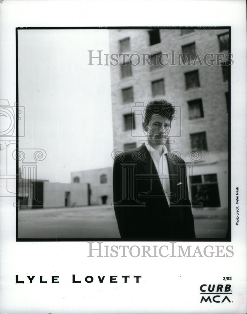 1995 Press Photo Lyle Pearce Lovett Singer Actor - Historic Images