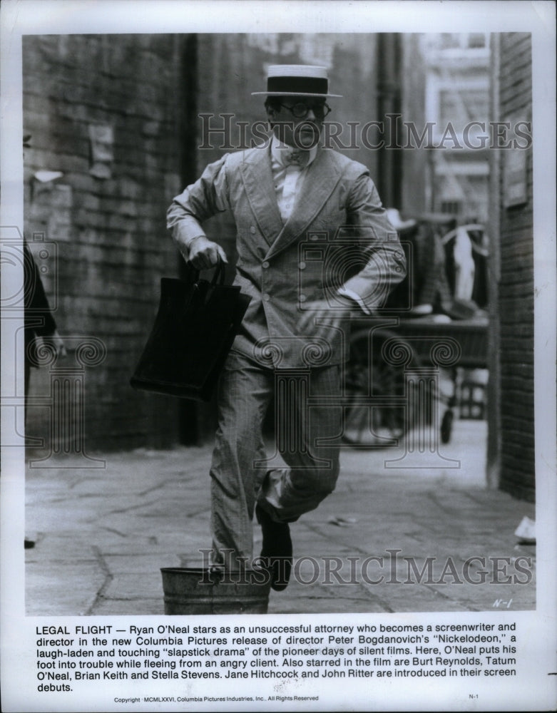 1976 Press Photo Ryan O&#39;Neal Actor Nickelodeon - Historic Images