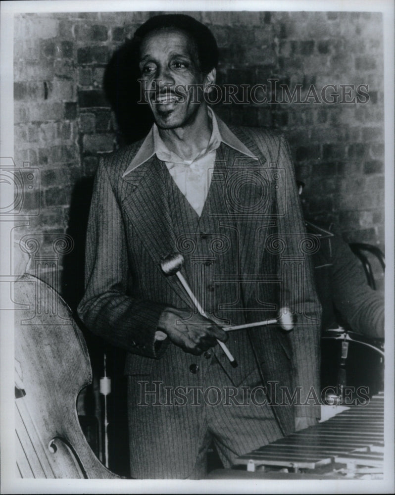 1986, Musician Milt Jackson - RRU57615 - Historic Images