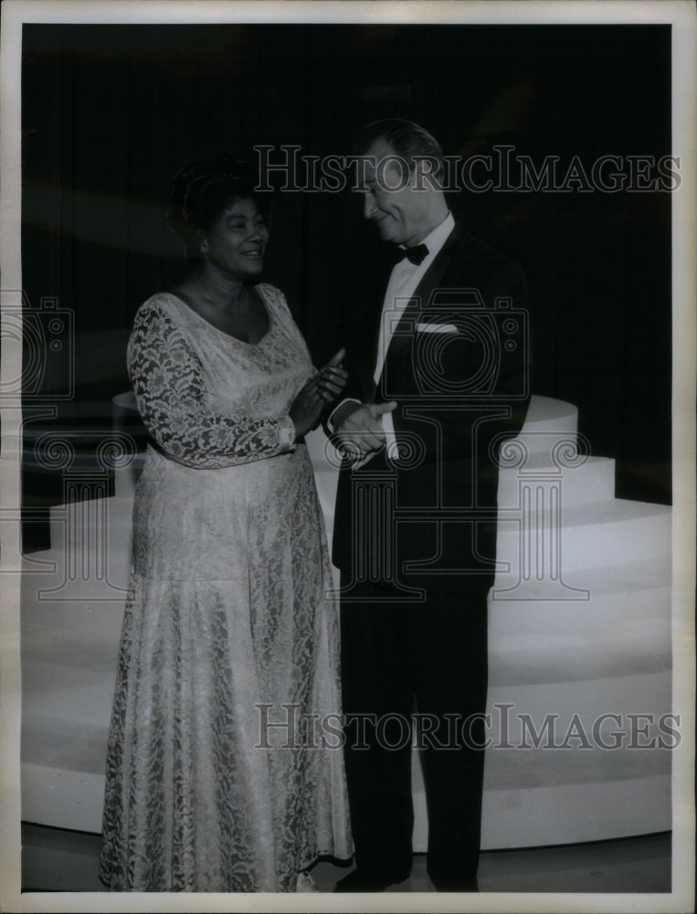 1962 Mahalia Jackson Red Skelton Hour - Historic Images