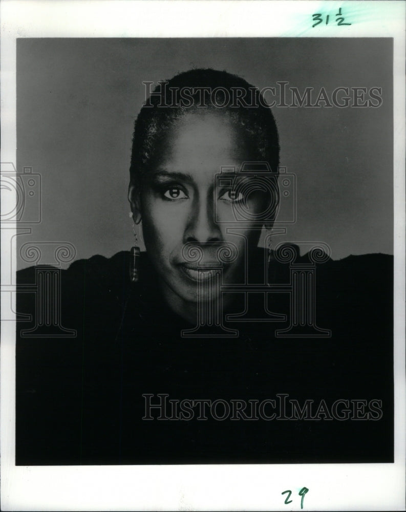 1990 Judith Jamison, artistic director - Historic Images