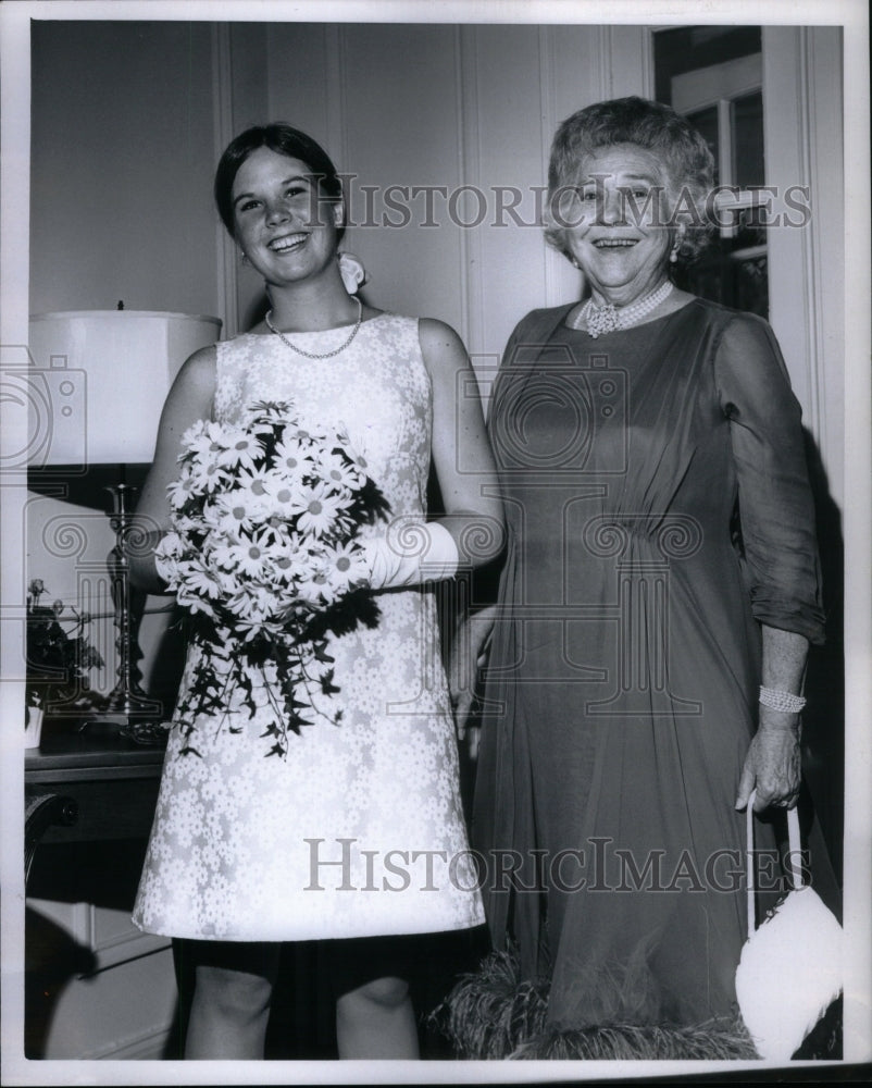 1969 Press Photo Members of the Little Club - RRU58133 - Historic Images