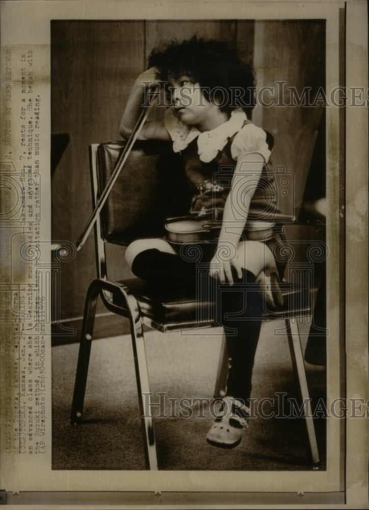 1976 Press Photo 7-year old in advance music class - RRU58421 - Historic Images