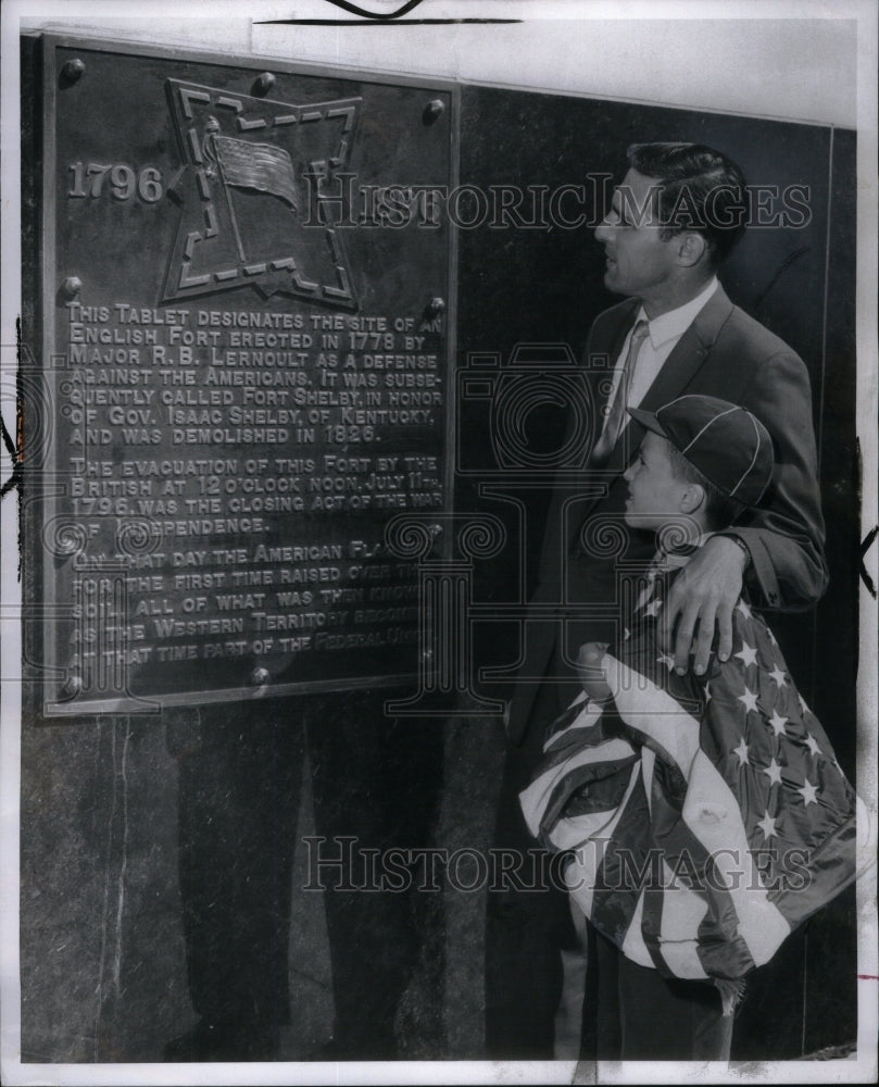 1964 Langley looks at history tablet - Historic Images