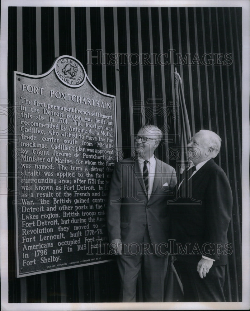 1967 Press Photo Fort Portcartrain Tablet - RRU58717 - Historic Images