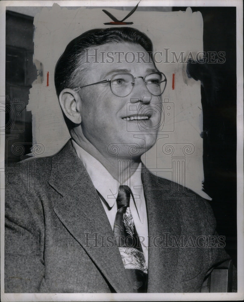 1951 Press Photo Earl Dutch Clark Football Detroit - RRU59391 - Historic Images