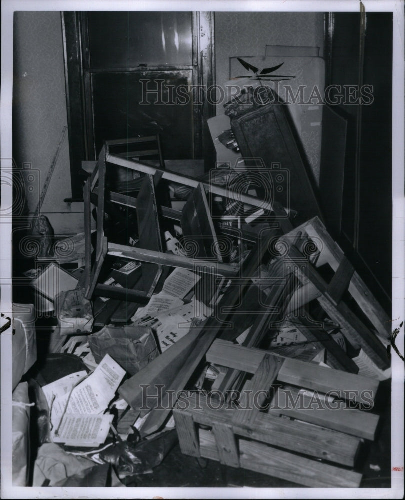 1960 Press Photo Communists Detroit Vreched Office Room - RRU59429 - Historic Images