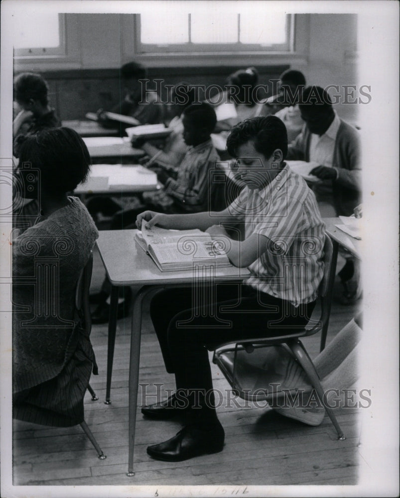 1965, Negroes School Students Gulia picture - RRU59695 - Historic Images