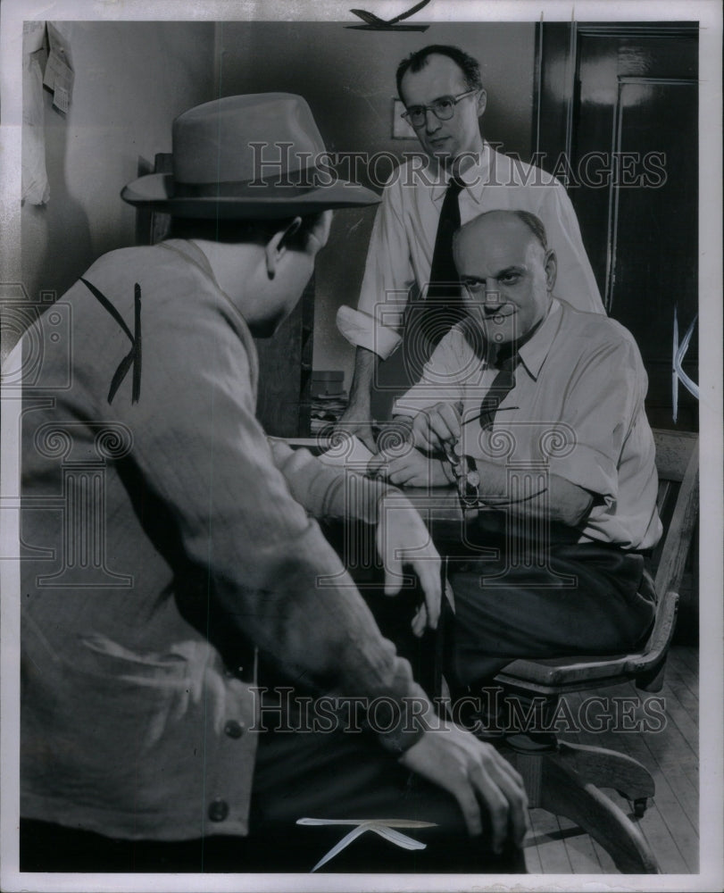 1953 Press Photo Ira Clover AJ Tarini Public Welfare - RRU59743 - Historic Images