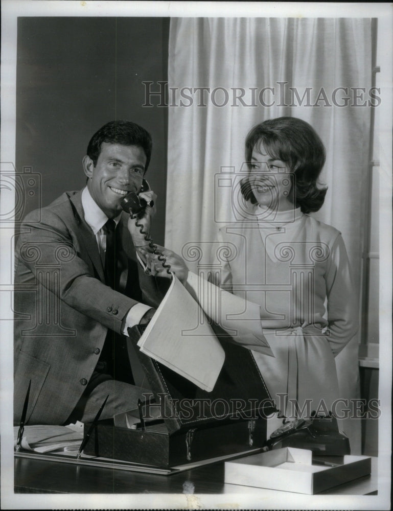 1964, Tony Franciosa Janet Waldo Valentines - RRU60071 - Historic Images