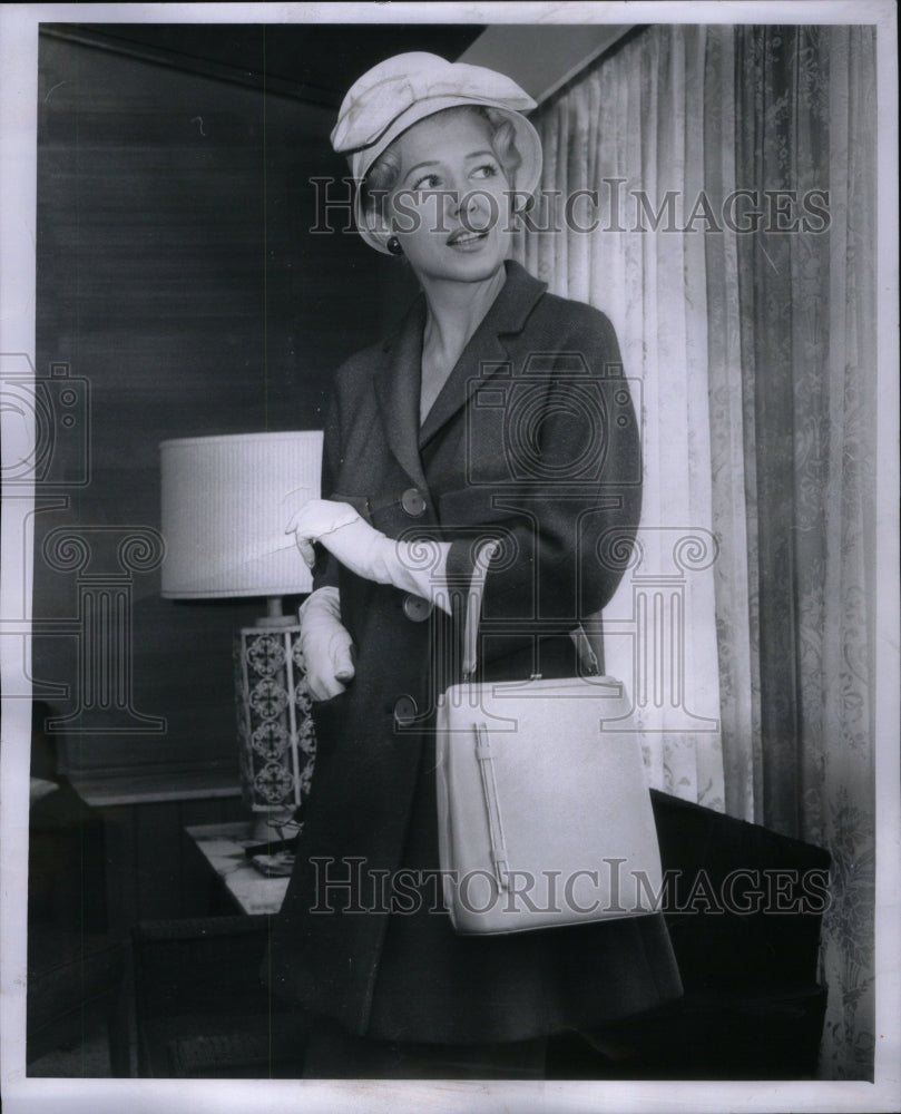 1960 Press Photo Mrs. Wm . R. Shaw - RRU60209 - Historic Images