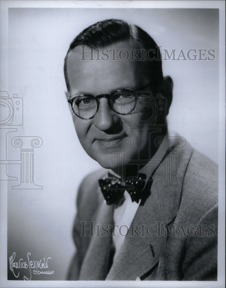 1953, Rasson Sherman Spectacles Laugh Nice - RRU60639 - Historic Images