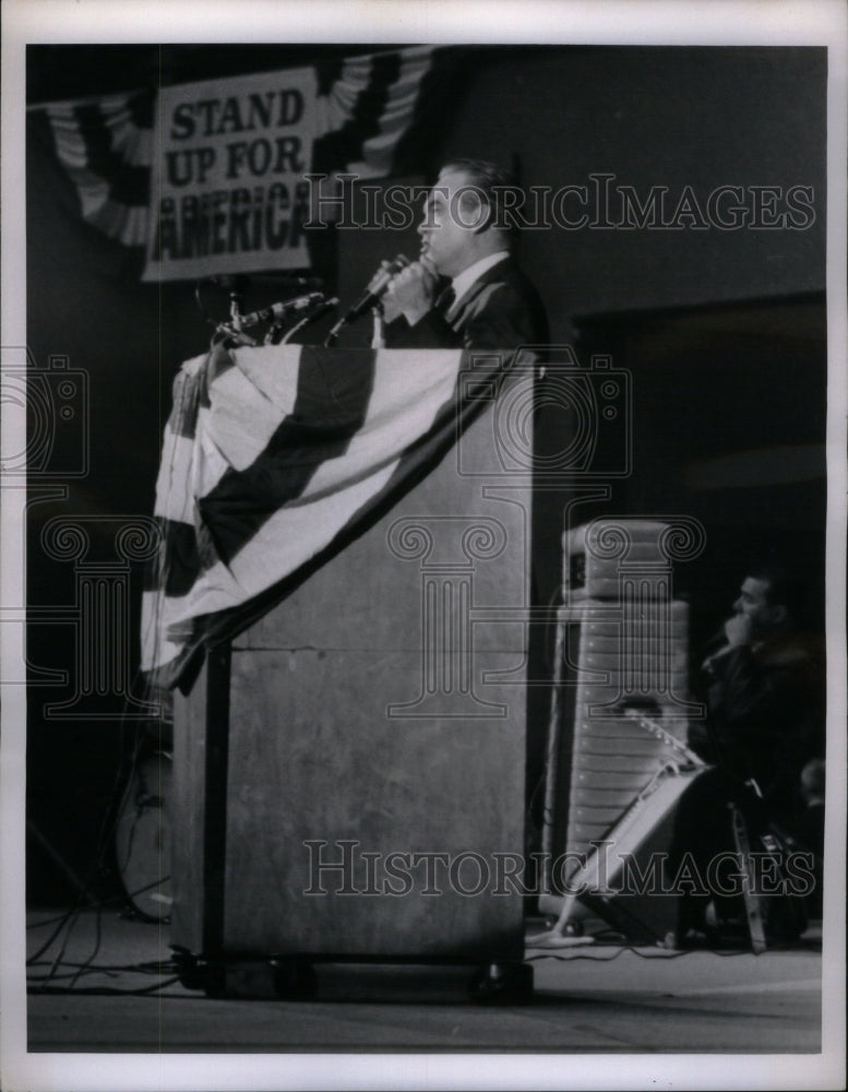 1968 Press Photo Saferty Speaker Alabama George Wallace - RRU60803 - Historic Images